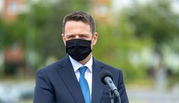 Trzaskowski upomniany przez Maląg. Minister żąda "usprawnienia działań i przyspieszenia procedur"