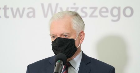 Budżet UE. Jarosław Gowin uspokaja. "Bezzasadne obawy"