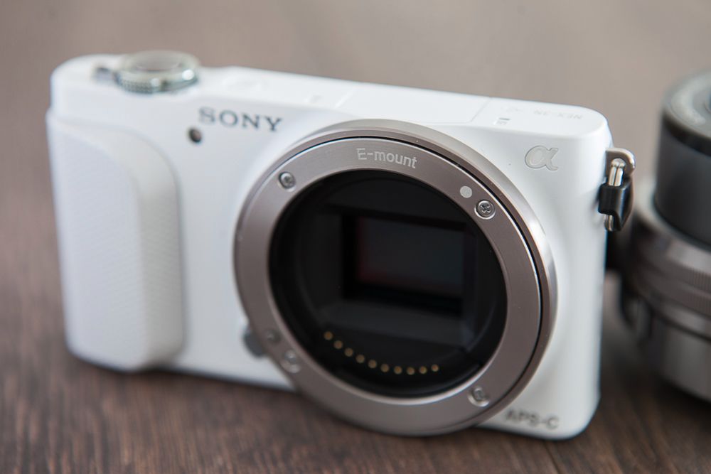 Sony NEX 3N - miniaturowa obudowa, umiarkowane możliwości [test] 2
