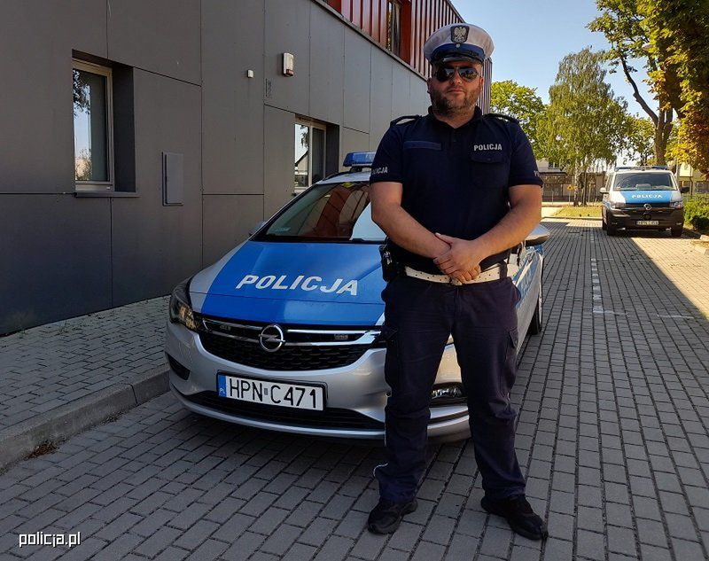 Policjant po służbie zatrzymał pijanego kierowcę