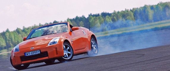 Nissan 350Z - wideo