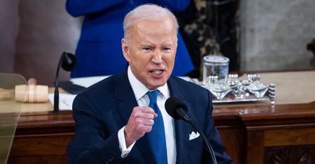 Przełomowa decyzja USA. Jest embargo na rosyjską ropę i gaz