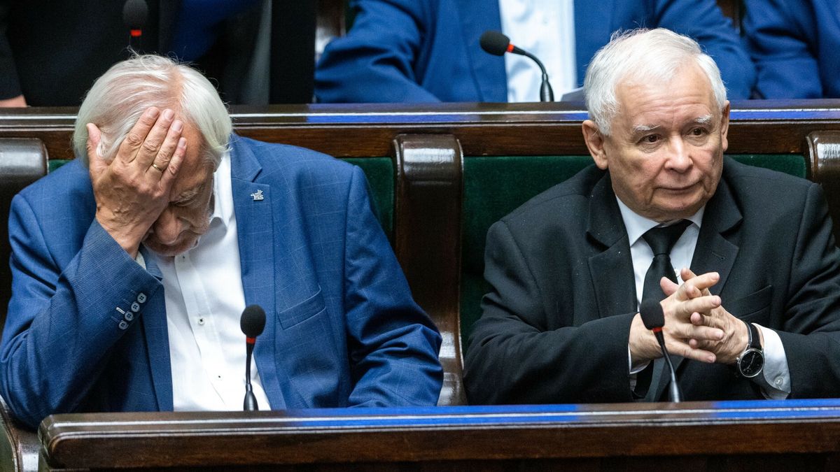 Ryszard Terlecki i Jarosław Kaczyński podczas posiedzenia Sejmu