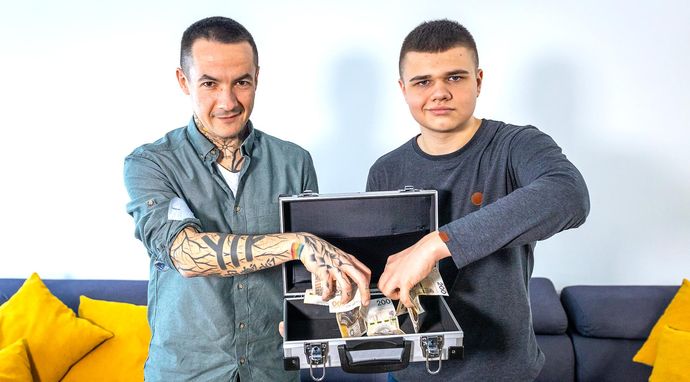 Nastolatki rządzą... kasą