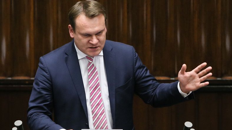 Poseł-poliglota Tarczyński znowu dał popis. Tym razem podczas debaty o Prawie wodnym