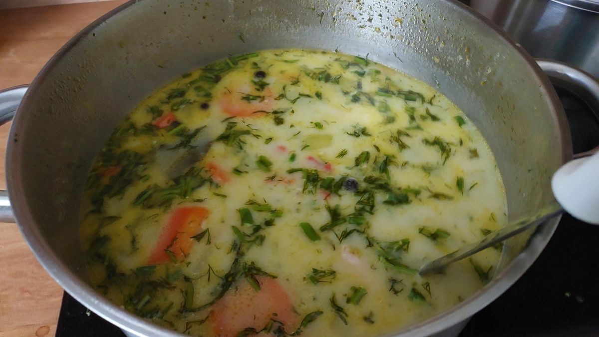 Uwaga na kostki bulionowe. Ale są też inne szkodliwe dodatki do zupy