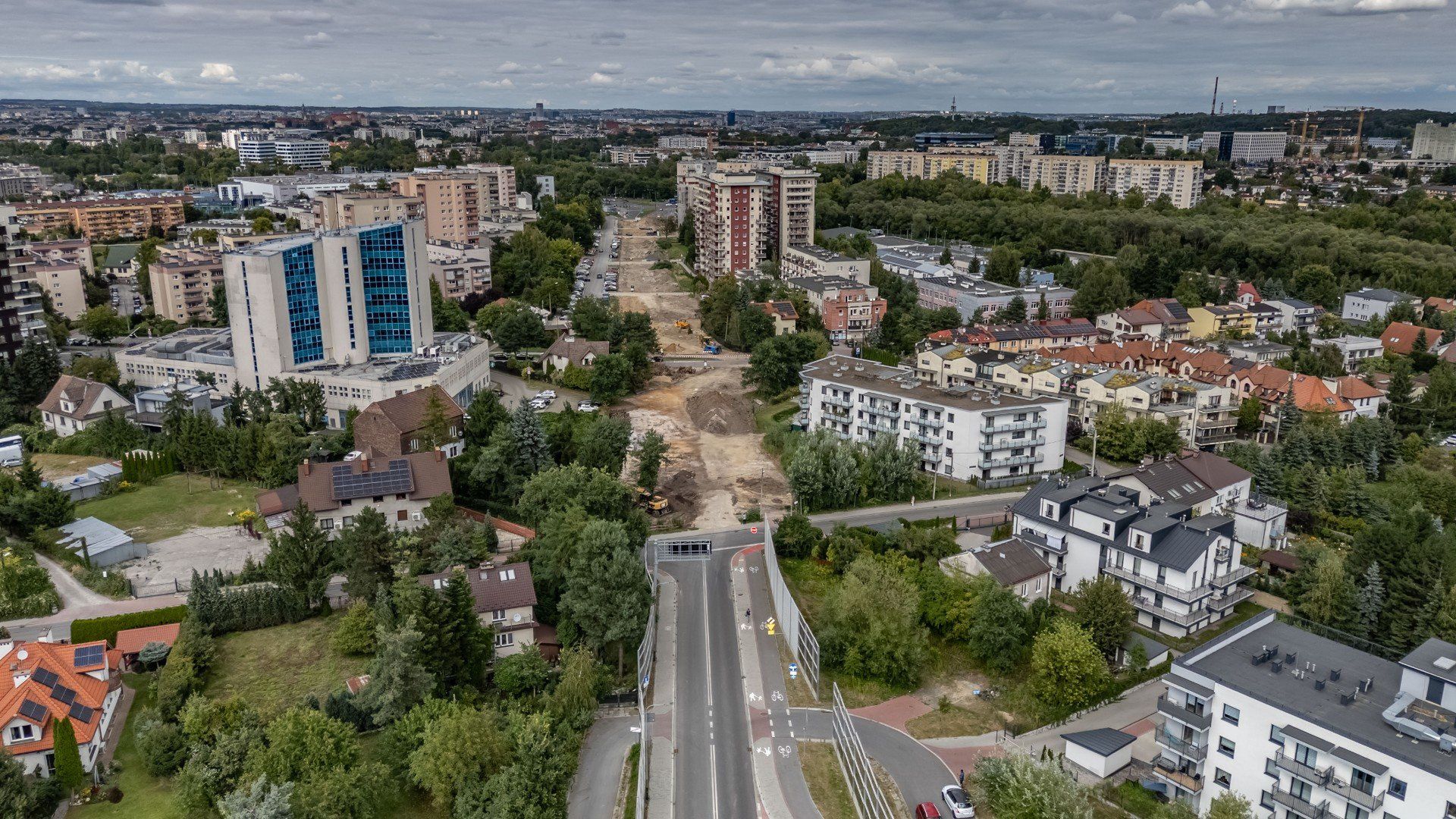 Budowa nowej prawie trzykilometrowej ulicy 8 Pułku Ułanów na krakowskim Ruczaju