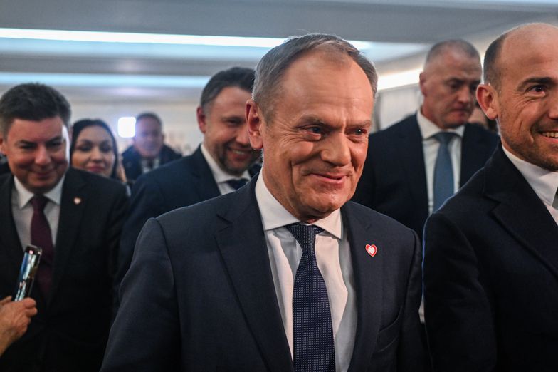 Donald Tusk zapowiada szybką realizację obietnic. "Miliardy z Brukseli" i podwyżki