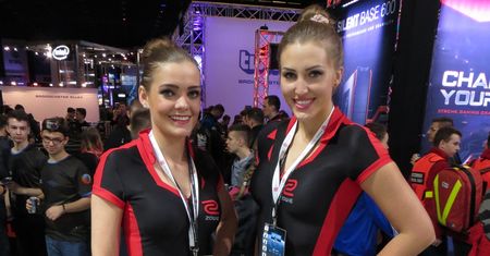 Hostessy na dobranoc #IEM2016