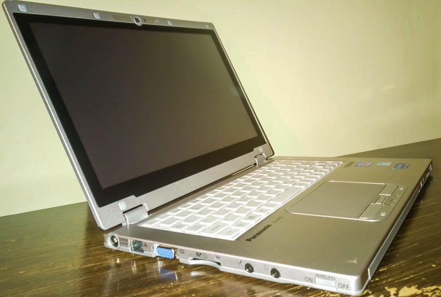 Panasonic Toughbook CF-AX2 - pierwsze wrażenia