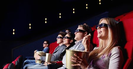 Multikino ma nowego sprzedawcę biletów – bota na Facebooku
