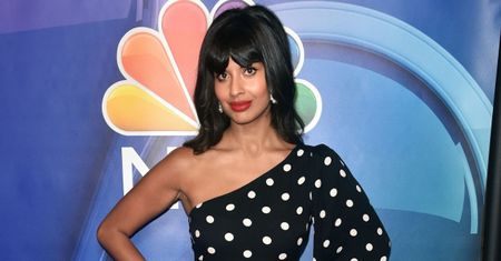 Jameela Jamil oskarża rodziców o wywołanie u niej zaburzeń odżywiania: "Rodzice DYSKRYMINOWALI MNIE ze względu na moje ciało"