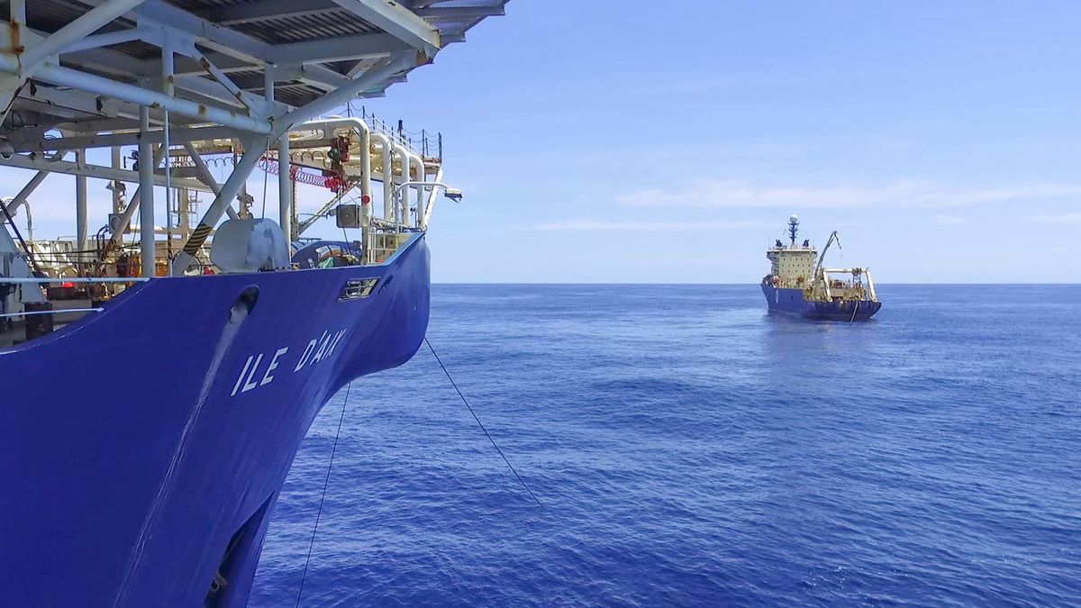 Facebook rozłoży gigantyczny kabel. Skorzystają miliardy ludzi 1