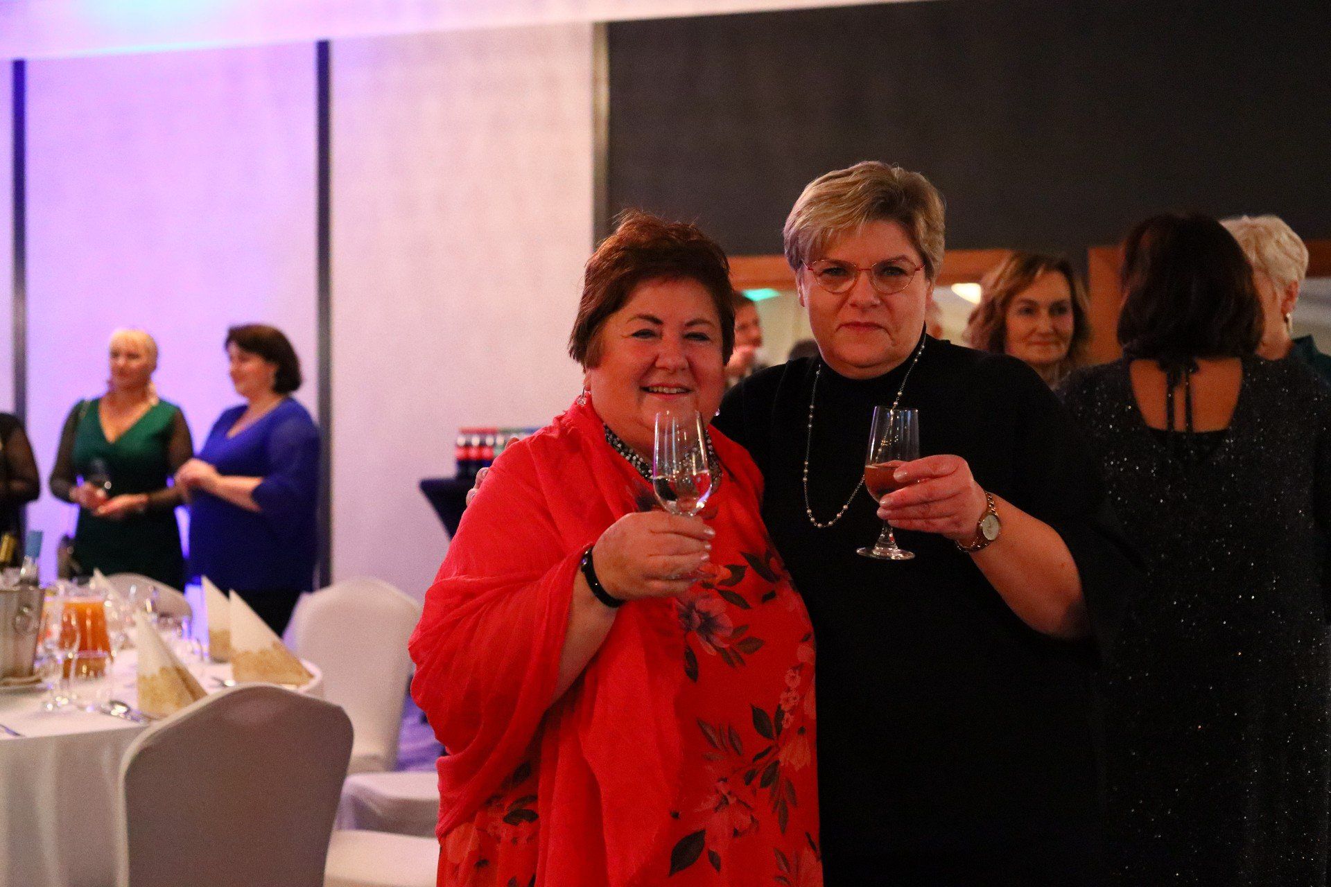 Żona dyrektora szkoły Jolanta Jaroń oraz Agata Jagielska