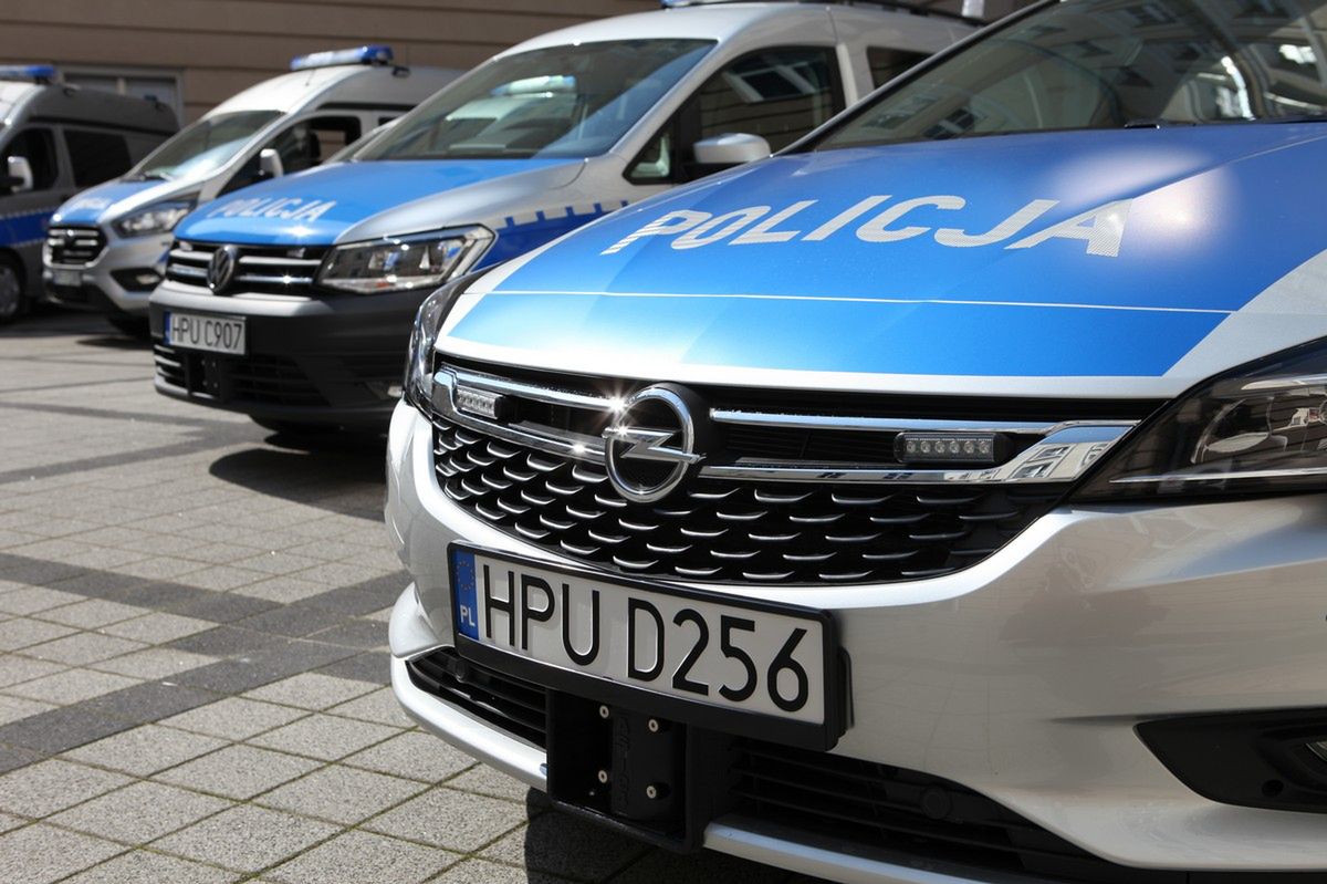 Nowe radiowozy w służbie Policji. Od kombi po ciężarówkę