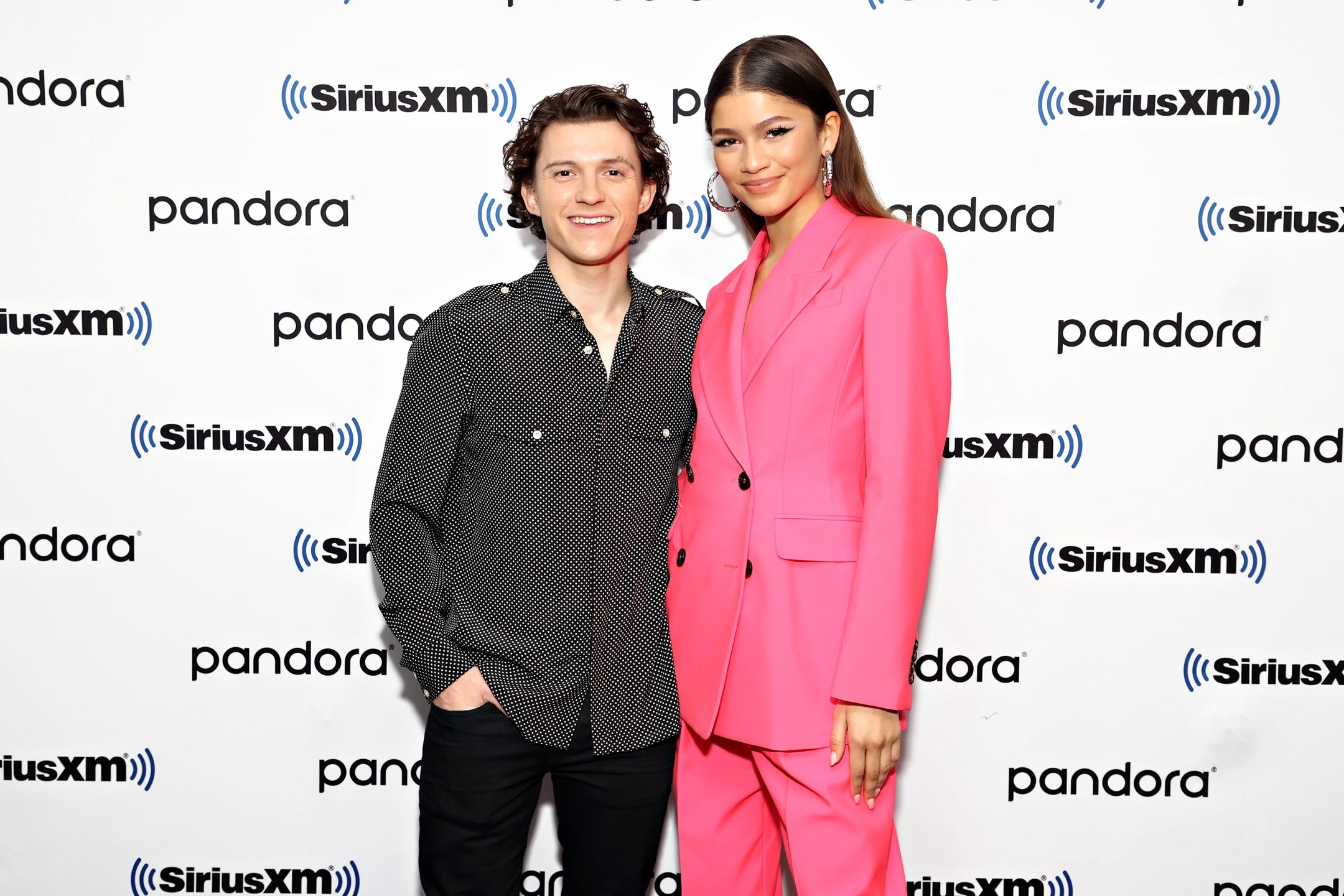 SiriusXM's Town Hall With The Cast Of Spider-Man: No Way HomeNEW YORK, NEW YORK - DECEMBER 10: Tom Holland and Zendaya attend SiriusXM's Town Hall with the cast of Spider-Man: No Way Home on December 10, 2021 in New York City. (Photo by Cindy Ord/Getty Images for SiriusXM)Cindy Ordbestof, topix