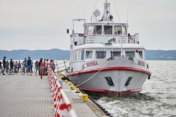 Od Anity po Monikę, czyli wodne życie Krynicy Morskiej. Rejsy po Zalewie Wiślanym cieszą się sporym wzięciem!
