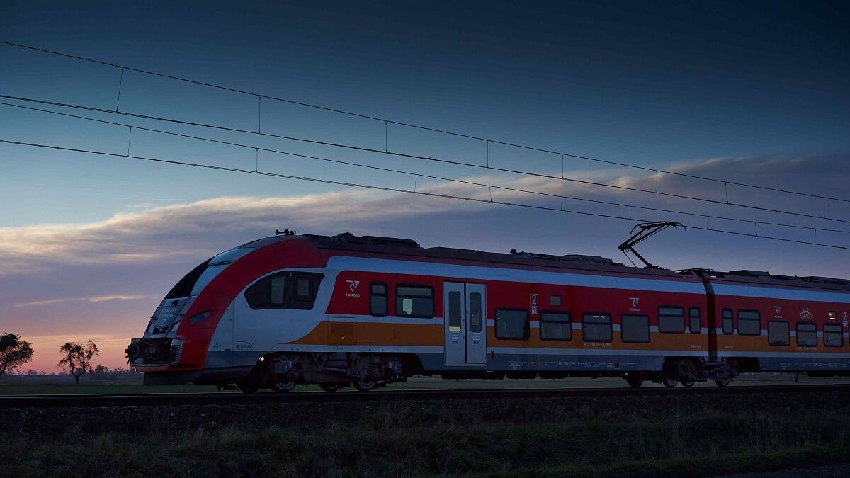 Pociągiem POLREGIO na jarmarki bożonarodzeniowe