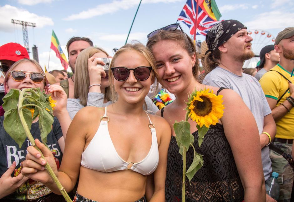 Publiczność na jednym z letnich festiwali