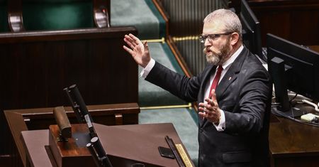 "Jesteśmy głęboko zaniepokojeni". Departament Stanu reaguje na zachowanie Brauna