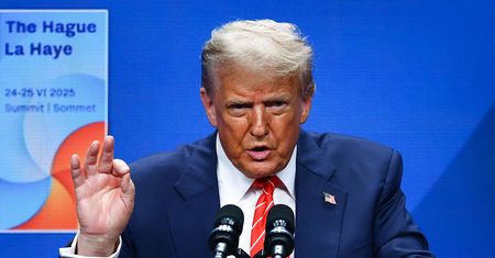 Trump tnie dostawy broni do Ukrainy. Pentagon zabrał głos