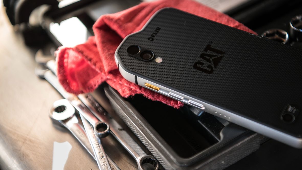 CAT S61 oficjalnie. Lepsza kamera termowizyjna, czujnik jakości powietrza i cena na poziomie... 4000 zł 1