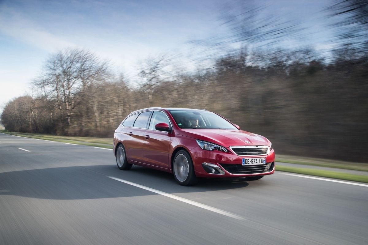 Peugeot 308 SW 1,2 e-THP 130 - pierwsza jazda [galeria] 28