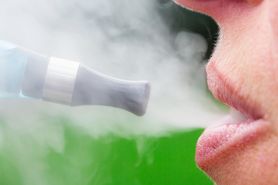 Koronawirus a płuca. Czy palenie papierosów i vaping mogą zwiększać ryzyko śmierci?
