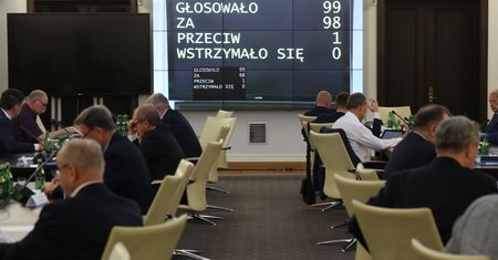 Tarcza 4.0. Senat wprowadził ponad sto poprawek do ustawy. Co dalej z tarczą 4.0?