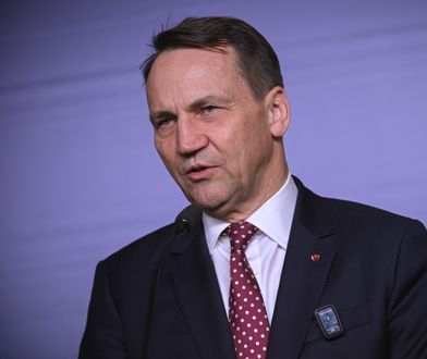 Biden podjął decyzję ws. min dla Ukrainy. Sikorski skomentował