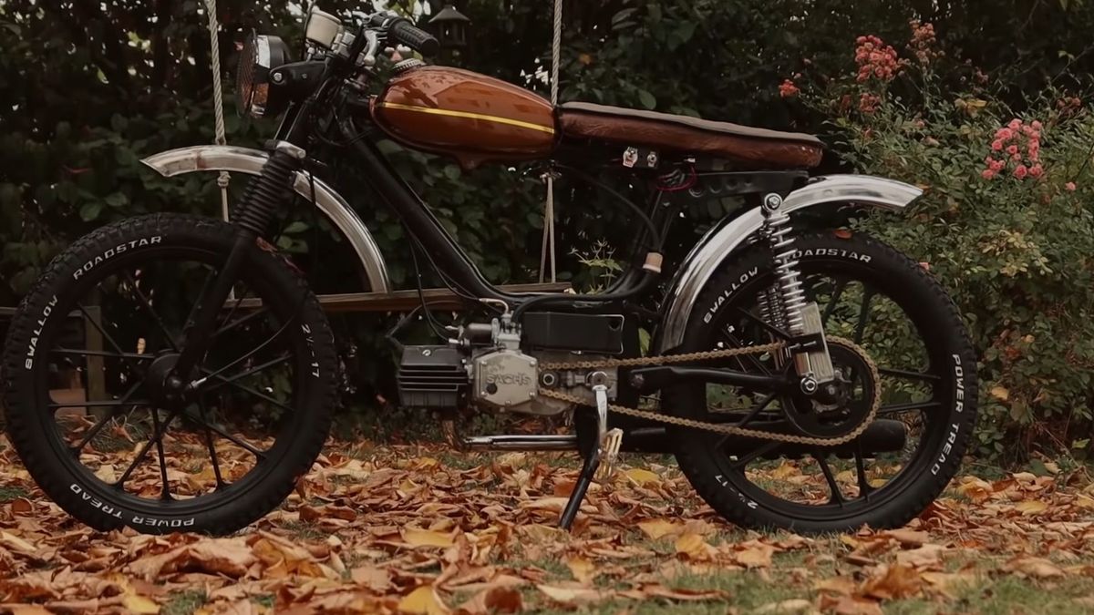 Właściciel tego motoroweru w czasie jego renowacji zrobił 5 tysięcy zdjęć, a później wykonał świetną animację