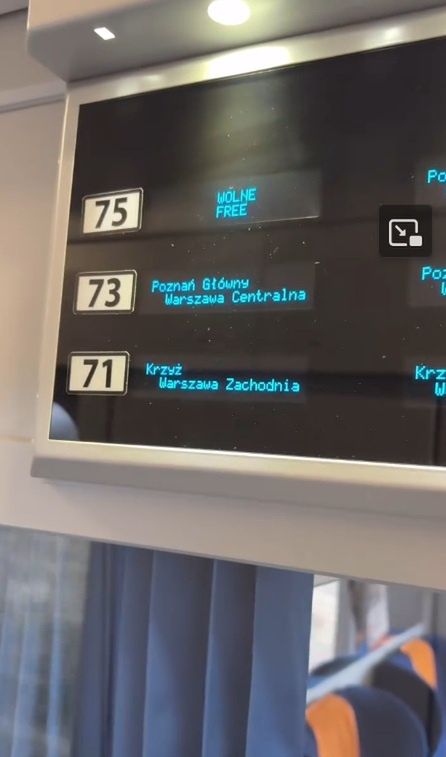 Tablica w przedziale PKP IC zaskoczyła blogera