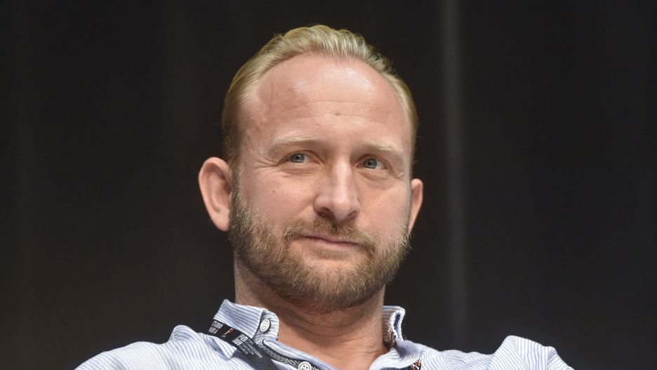 Borys Szyc zwrócił się z zapytaniem do fanów