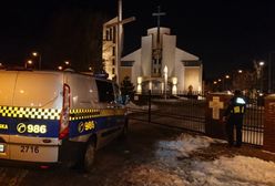 Warszawa. Mężczyzna zatrzasnął się w kościelnej toalecie na Gocławiu