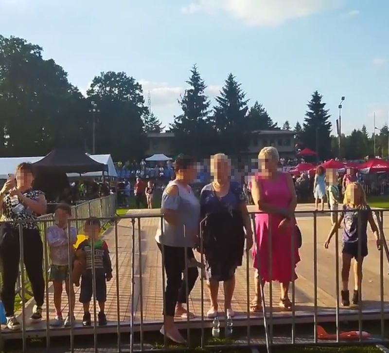 Norbi zagrał dla siedmiu osób 