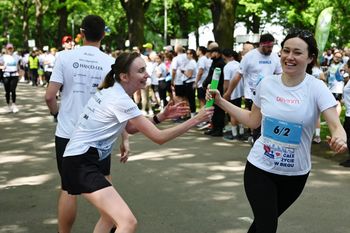 Bieg Firmowy 2025 we Wrocławiu. Tysiące miłośników biegania na Stadionie Olimpijskim