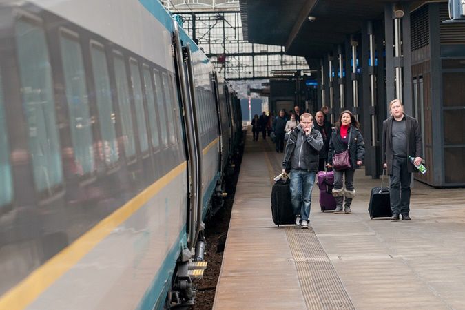 Pendolino już na polskich torach, w mediach głupawka. “Czy wy nas macie za idiotów? Tak, tak!” 1