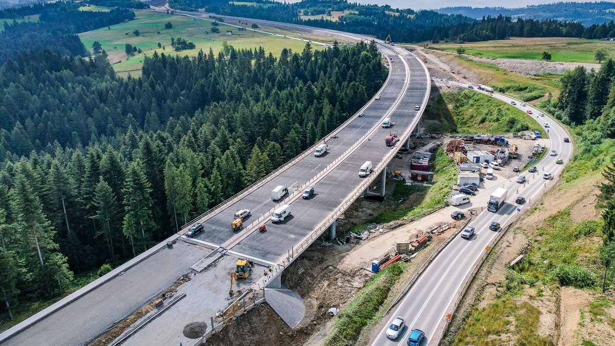 Budowa nowej zakopianki na odcinku Rdzawka - Nowy Targ (lipiec 2024 r.)
