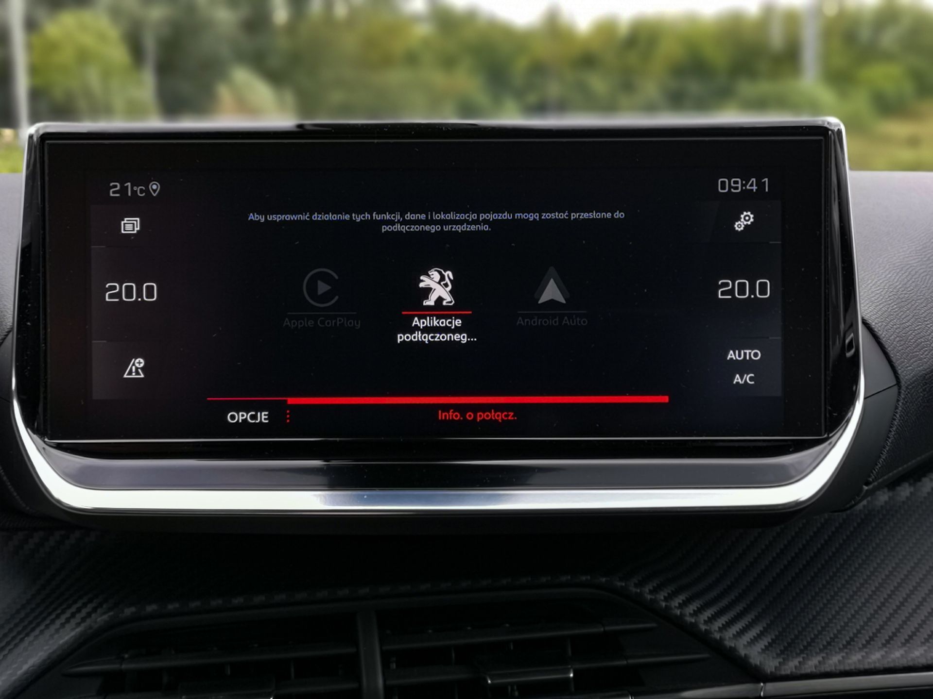 Peugeot 2008: Nawigacja 3D z TomTom Traffic oraz pakiet wsparcia kierowcy 7