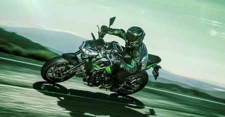 Nowości Kawasaki na rok 2021. Z900, Vulcan S i Ninja 1000SX w innych barwach