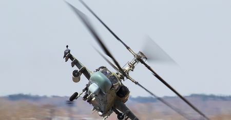 Coś niebywałego. Śmigłowiec Ka-52 vs pocisk przeciwpancerny Stugna-P