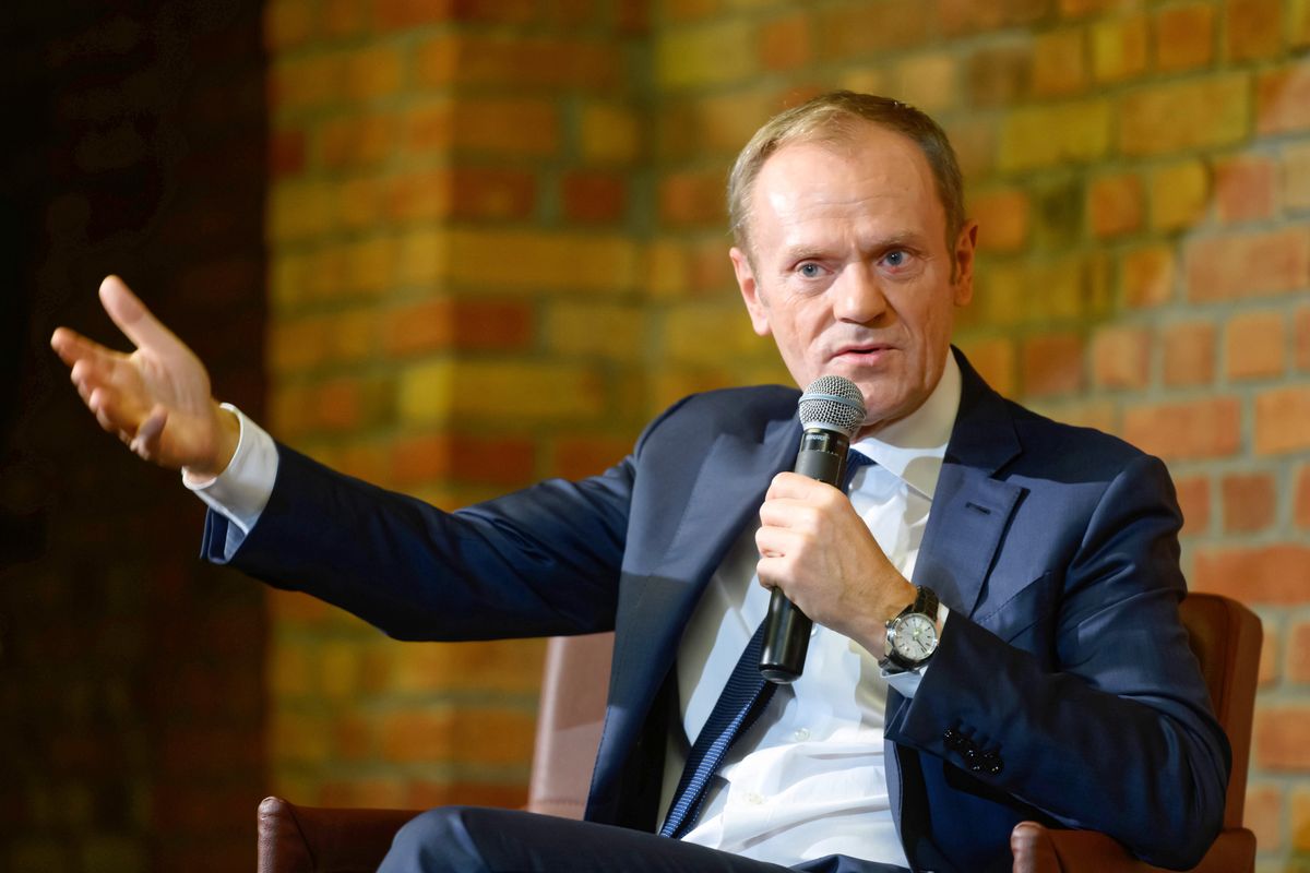 Donald Tusk o Danielu Obajtku: zastanawiałbym się, czy zlecić mu prowadzenie stacji benzynowej