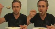 Ryan Gosling w końcu zjadł płatki! Dla zmarłego fana...