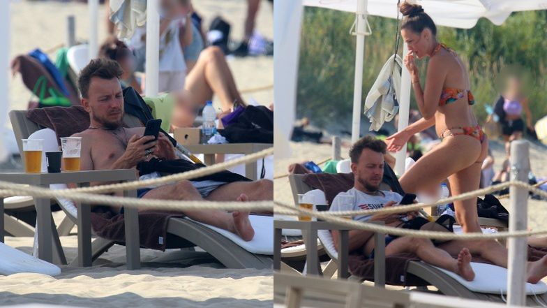 Piotr Kupicha wypoczywa na plaży w Sopocie z żoną i córką