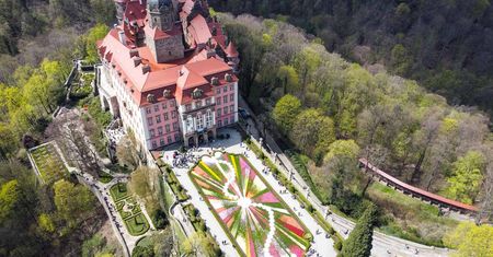 TAURON Festiwal Kwiatów i Sztuki w Zamku Książ "Odyseja czasu"