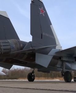 Rosja prezentuje nowe myśliwce przy granicy z Polską. Nagranie z lotniska w Kaliningradzie