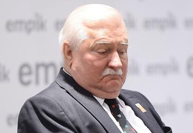 Instytut Lecha Wałęsy ZBANKRUTUJE przez 400 tysięcy złotych długu? "Na dniach wchodzi komornik"