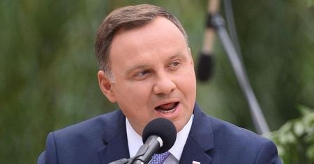 KOLIZJA AUTA wiozącego Andrzeja Dudę! "Prezydentowi nic się nie stało"