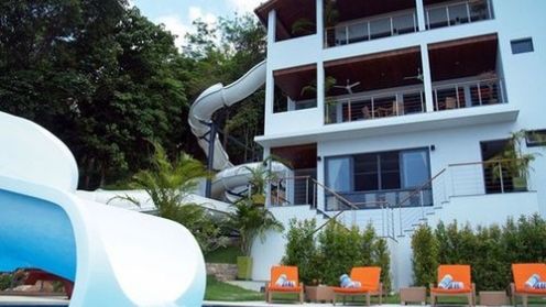 Domy ze zjeżdżalniami w środku 1