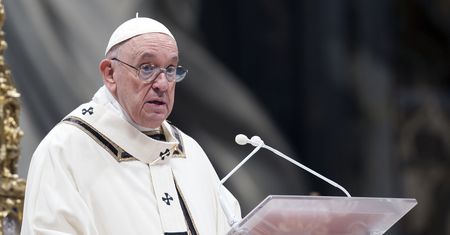 Papież Franciszek uderzył w bezdzietnych z wyboru. "Mają jednak psy i koty"